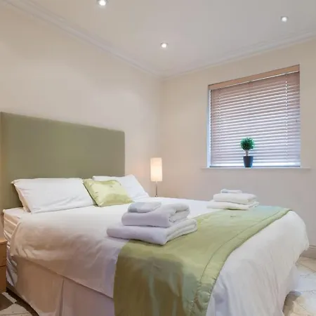Apartman Luxury Center Penthouse - Location
